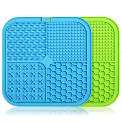 Tapete de silicone para animais de estimação com chávena de sucção perfeito para banhos e tigelas de cão de alimentação lenta