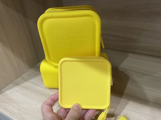 Caixa de armazenamento de bolsas cosméticas de silicone 100% de qualidade alimentar para acessórios de maquiagem