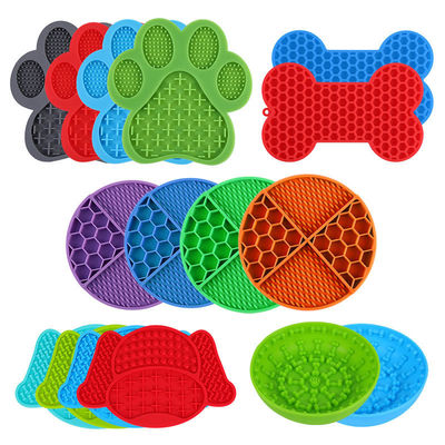 Cães no chuveiro Cachoeiras de animais de estimação Alimentos Patas lamber almofada de silicone colchão para cães gatos 109G