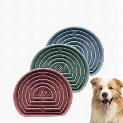 Logotipo personalizado Acceptável silicone gato de lamber para cães para alimentação lenta e digestão 2024