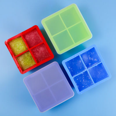 Logotipo personalizado 116g Bpa Free Silicone Ice Cube Tray Com Suporte de Forma de Molde de Cobertura