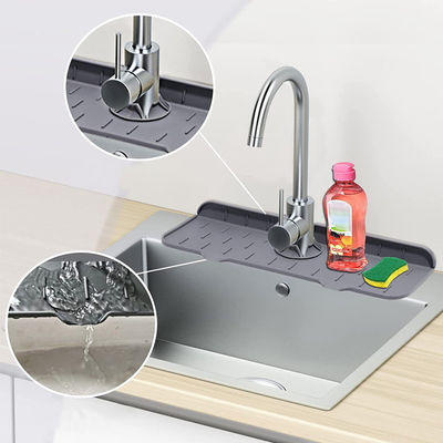 Home Cozinha utensílios de mesa preto silicone lavabo Splash Guard com design de absorção de água