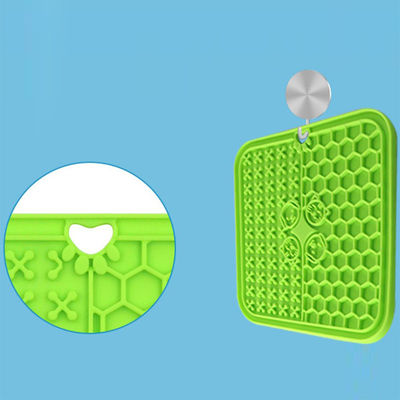 O favorito dos cães é o tapete de silicone de 20*20cm com vaso de sucção e design sustentável