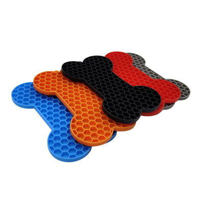 Tapete personalizado de silicone para cães para alimentação lenta